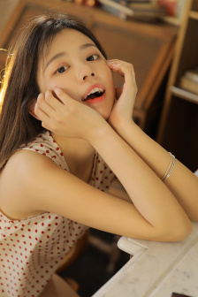 黑白魔女库伊拉HD